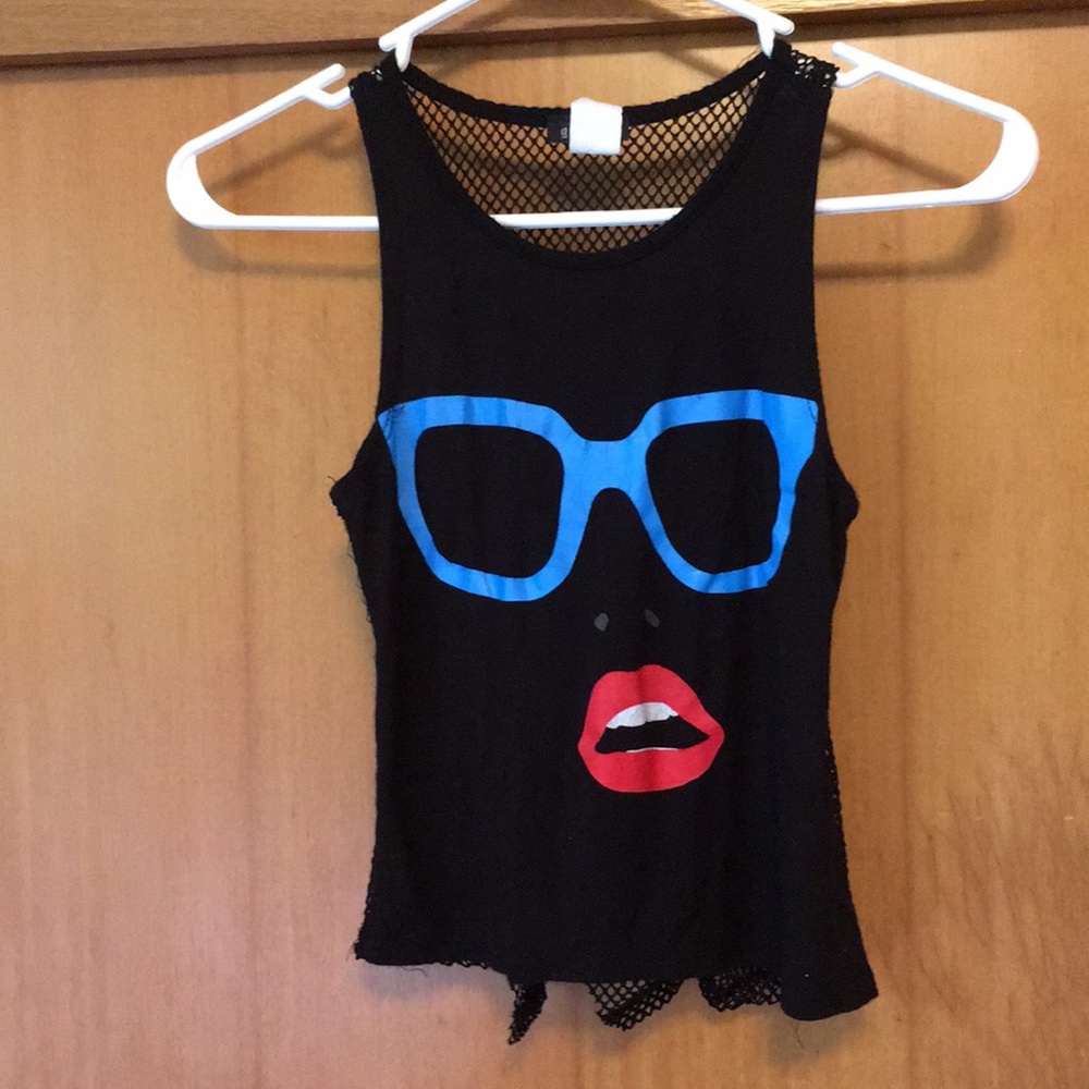 black graphic tank top